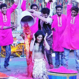 602763_491244637603045_287867256_n - Asha Negi si Rithvik Dhanjani poze COOL