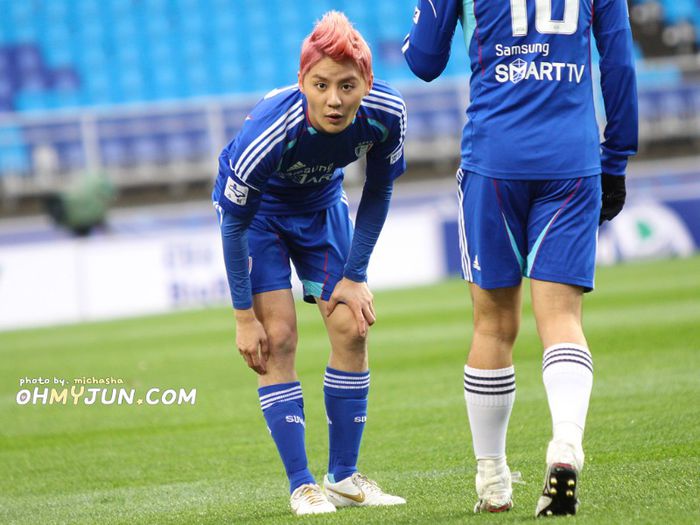 01 - D _ Junsu