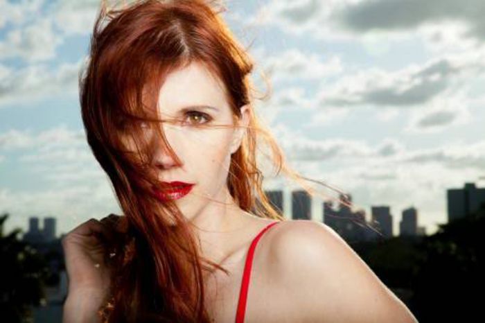 ♥Julie McNiven♥ - O_o Julie McNiven O_o