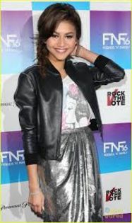 images90-90 - Zendaya Coleman