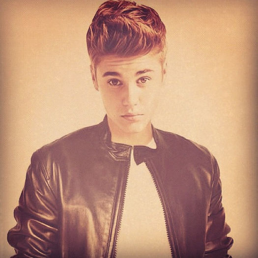4d23311c190411e2b479123138190de5_7 - a-Instagram________________Justin