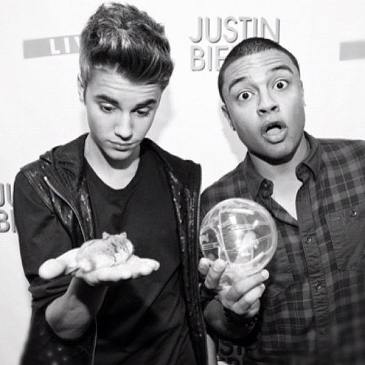 cc10f578207411e2851d22000a1fb71f_7 - a-Instagram________________Justin