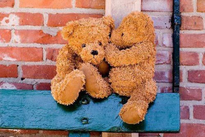 296958_273457452690785_826550917_n_large