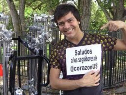 images (40) - Adrian Carvajal