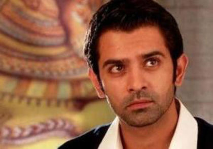 02 - Barun Sobti aka Arnav Singh Raizada-ASR