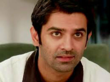 11 - Barun Sobti aka Arnav Singh Raizada-ASR