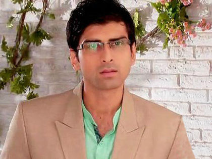 01 - Akshay Dogra aka Akash Singh Raizada