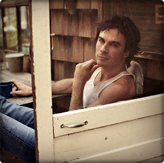 » damon™; cat timp nu ma ud atunci e bnee= ]][rade_ii f`te o perna`n cap] - Episode - 08