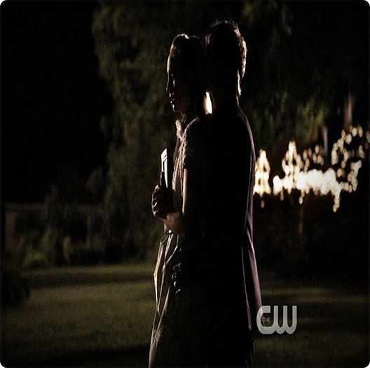 » damon™; n`ai norocu asta...[cu viteza aia o ia in brate ip shy`o tine bnee] - Episode - 08