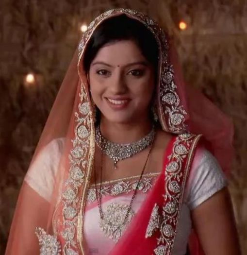 11 - qx-Deepika Singh