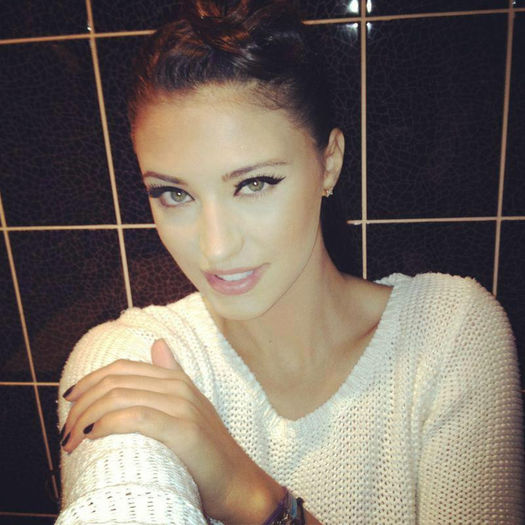 528831_468313906566087_1235008246_n