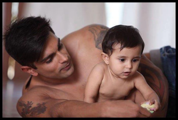 564758_504163686298195_651018032_n - Karan Singh Grover