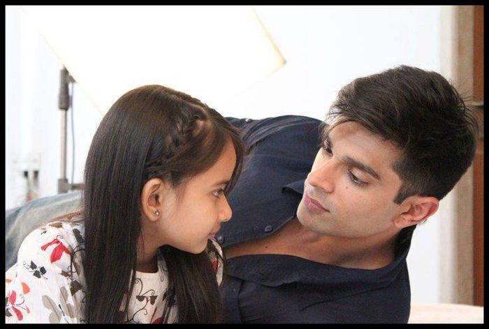 523650_467502819986431_792098426_n - Karan Singh Grover