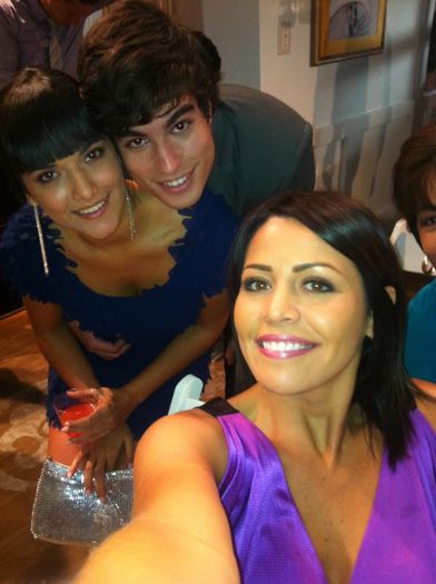 554268_10150702370093541_269923901_n