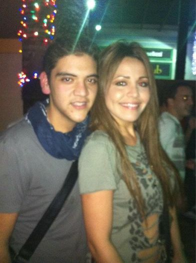 601717_307431882683045_727240867_n