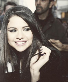 10930_295307777262469_225951945_n