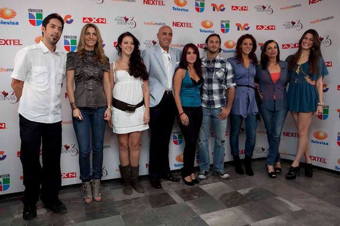 156081_10150309380750456_5723100_n