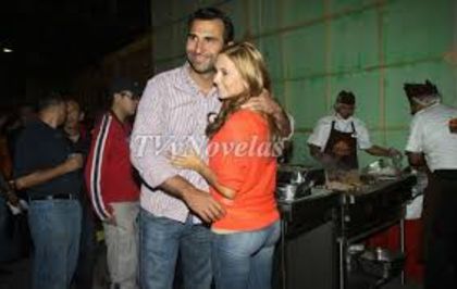 images (20)