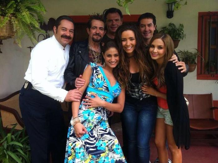 484250_442377519159082_1493844231_n - Florencia de Saracho