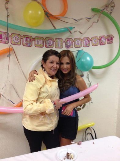 6381_445977622132405_59229727_n - Florencia de Saracho