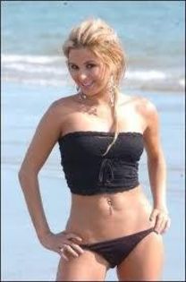 254452_445904085461833_559306252_n