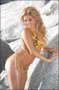 557061_445903925461849_1457224656_n