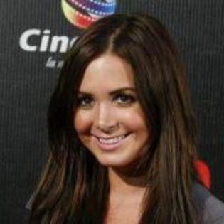 488116_428079087280466_44568992_n