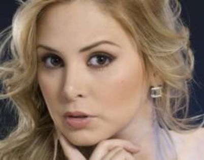 644371_429221333832908_153298049_n