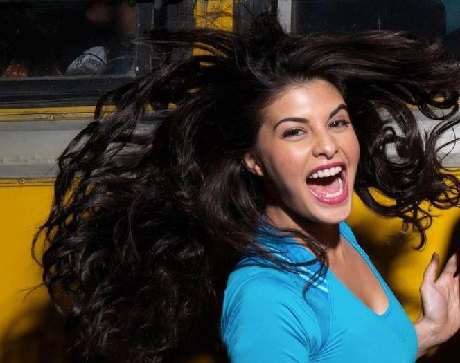 402603_485858394801817_1011019732_n (1) - Jacqueline Fernandez