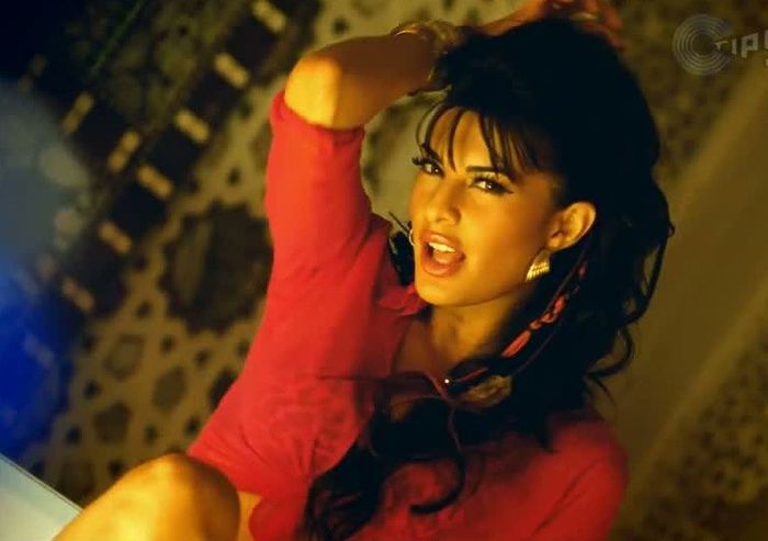 lat lag gayee song (32)