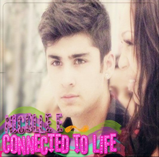 ♔.•_» Ce draqu cauti tu aici ? :WWWWW vere inceteaza sa ma urmaresti :| e viata mea 8-|||