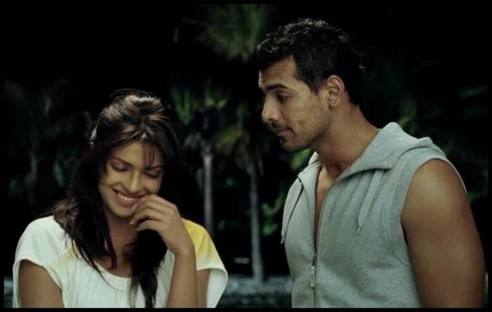 530802_327736160619080_1109788299_n - John Abraham 2