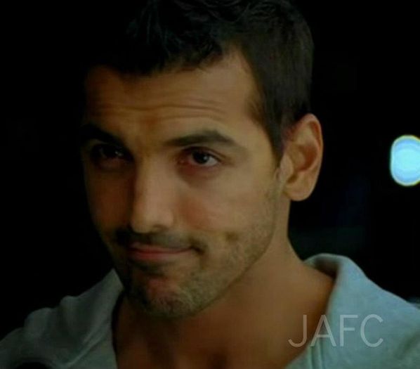 542059_354636564595706_1143865745_n - John Abraham 2