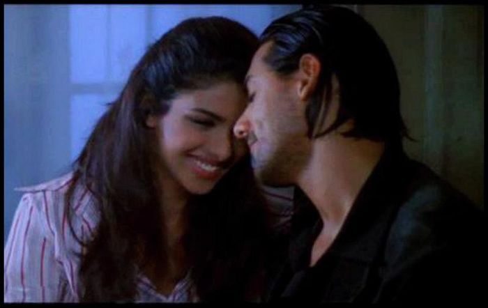 551990_327149710677725_446462199_n - John Abraham 2