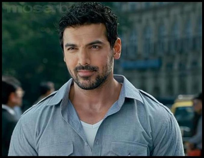 561843_466740693365740_661264784_n - John Abraham 2