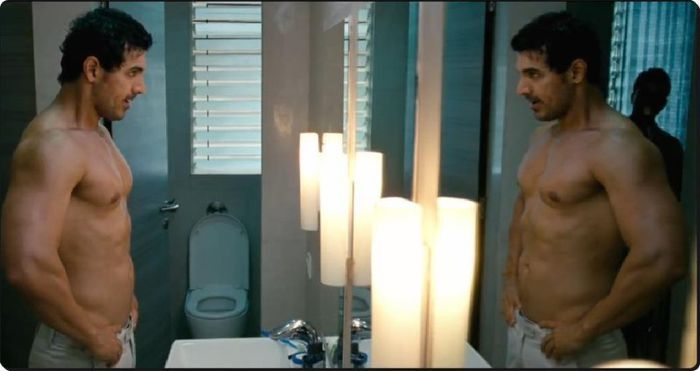 601319_328785007239678_1463815310_n - John Abraham 2