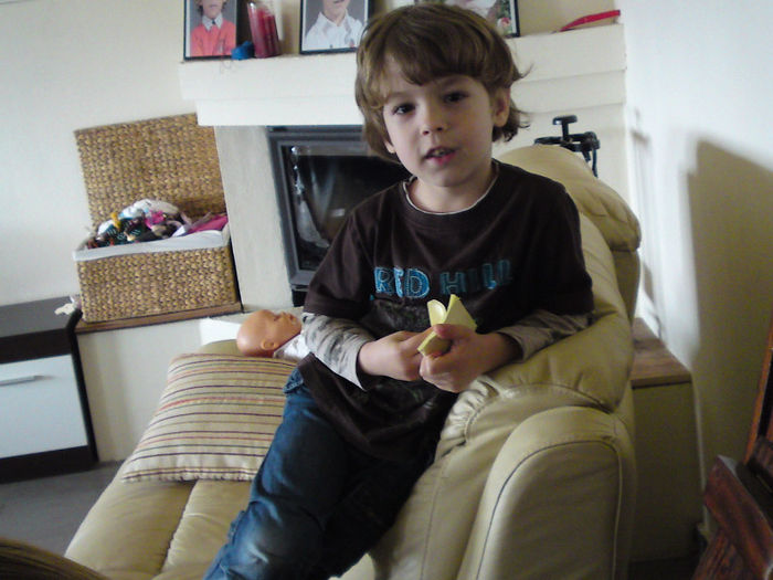 057 - Aprilie 2013