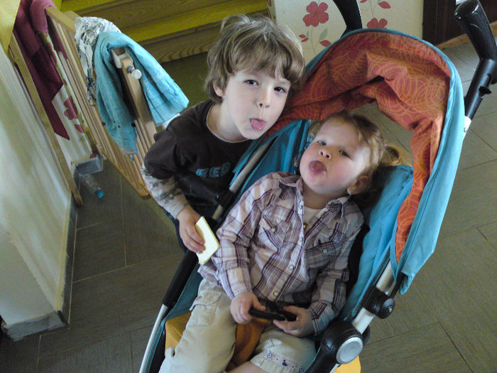 065 - Aprilie 2013