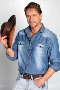 images (49) - Guy Ecker