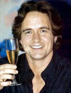 images - Guy Ecker