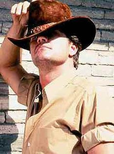 pa_guyconsombrero_6 - Guy Ecker