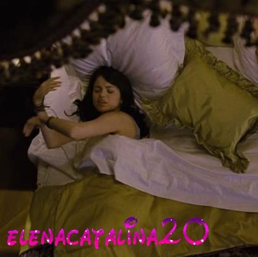 ;; *in apartamentul alaturat* Cine drq suna ? X_X