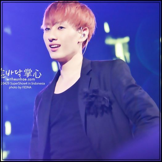 `:. Awkey..merg sa-mi iau bagajele..:P |pleaca sus|.