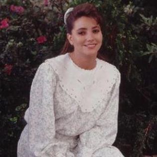 530434_562278413802216_1040687426_n - Gabriela Rivero