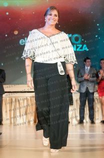 308309_504244572938934_1337195456_n - Gabriela Rivero