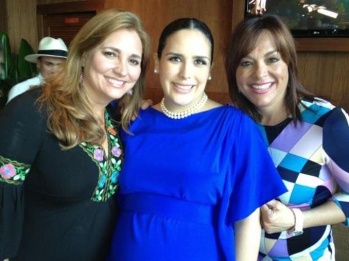 396804_486424211387637_1232728159_n