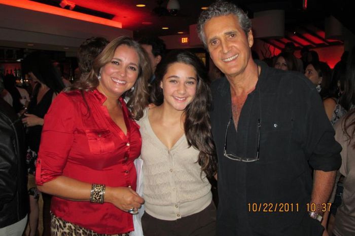 386470_305417586154968_665795724_n