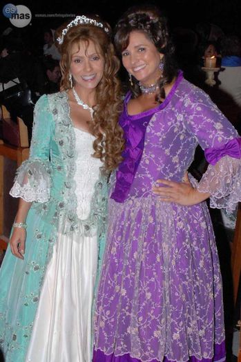 305225_288508394512554_1952388537_n