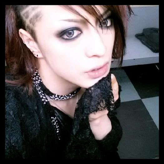 305913_497434996988802_266113956_n - Tatsuya Drummer