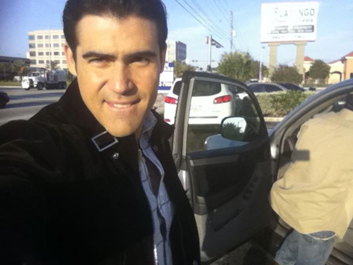 318225_10150863627796769_308726092_n